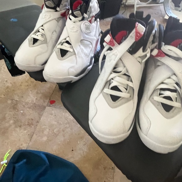 Jordan 8 - Picture 4 of 4